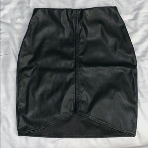 Black shinny skirt